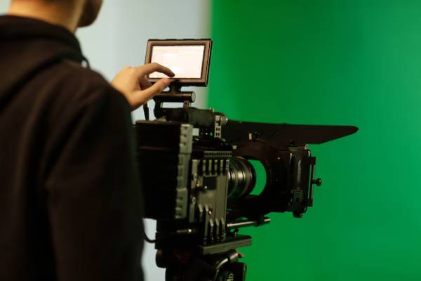 7 Factors to Consider When Choosing a Video Production Company